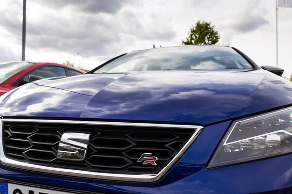 Praga República Checa Septiembre 2018 Logotipo Compañía Asientos Coche Azul — Foto de Stock