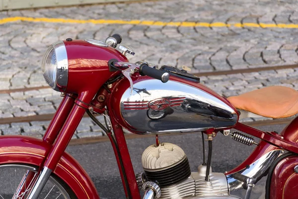 Praga República Checa Marzo 2018 Detalle Motocicleta Roja Jawa 125 —  Fotos de Stock