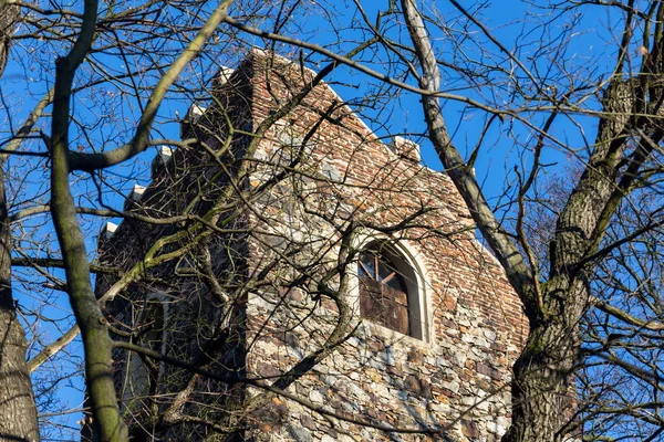 Romantischer Aussichtsturm Cibulka Prag Tschechische Republik Sonniger Tag Blauer Himmel — Stockfoto