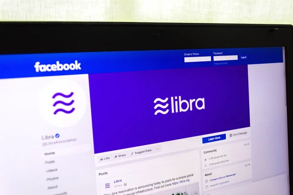 Praga República Checa Junio 2019 Página Facebook Criptomoneda Libra Pantalla —  Fotos de Stock