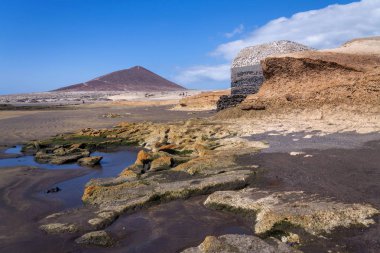 El Medano sahilde İkinci Dünya Savaşı bunker, Tenerife, Kanarya Adaları, İspanya