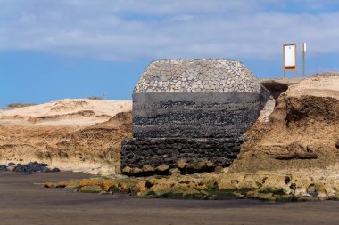 El Medano sahilde İkinci Dünya Savaşı bunker, Tenerife, Kanarya Adaları, İspanya