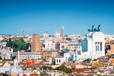 İtalya 'da antik mimari ile Roma çatısı manzarası