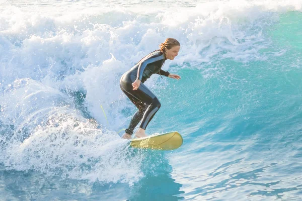 Bogliasco Italien Oktober 2017 Surfer Auf Einer Welle Meer — Stockfoto