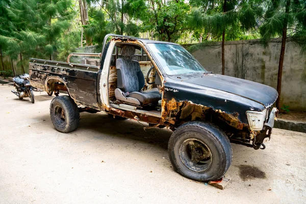 Gamla Övergivna Pick Truck Närbild — Stockfoto