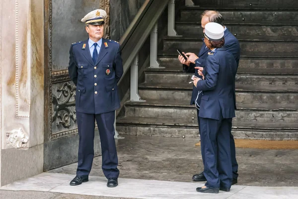 ローマ イタリア 2017 イタリアの警官制服 — ストック写真