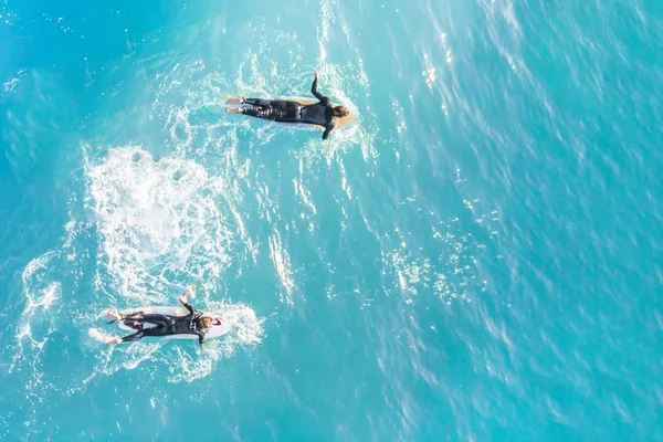Zwei Surfer Segeln Auf Surfbrettern Meer Blick Von Oben — Stockfoto