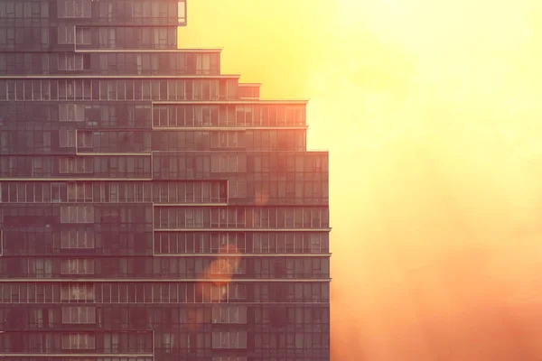 Detalhe Arranha Céu Fundo Por Sol — Fotografia de Stock