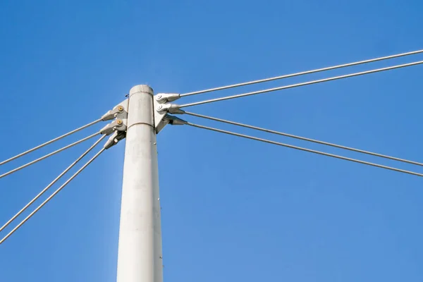 Mât Blanc Contre Ciel Bleu Gros Plan — Photo