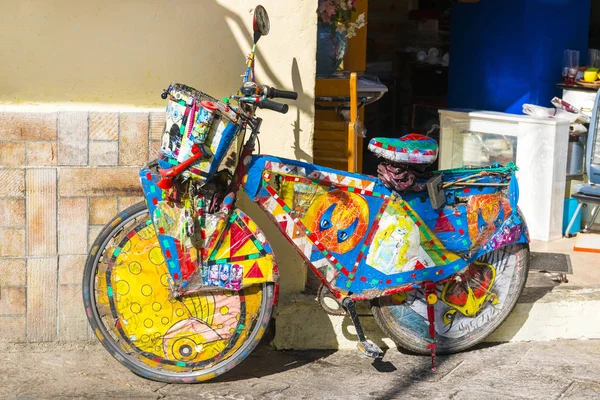 Färgglada Dekorerade Cykel Gatan — Stockfoto