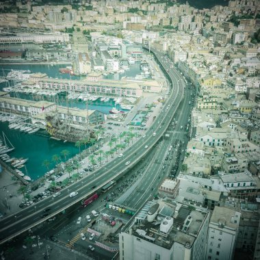 Üstten görünüm Cenova bağlantı noktası ve çevresi. İtalya. Tonda