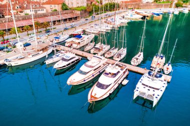 Üstten görünüm yat Marina