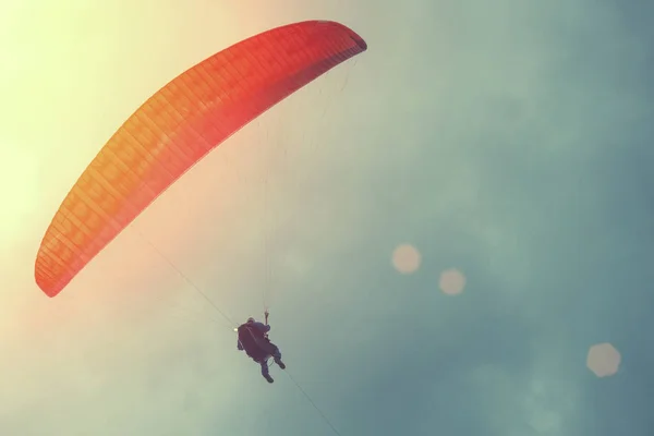 Sport Extrême Parapente Orange Dans Ciel — Photo