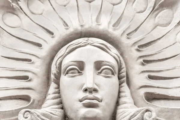 Bas Relief Visage Féminin — Photo