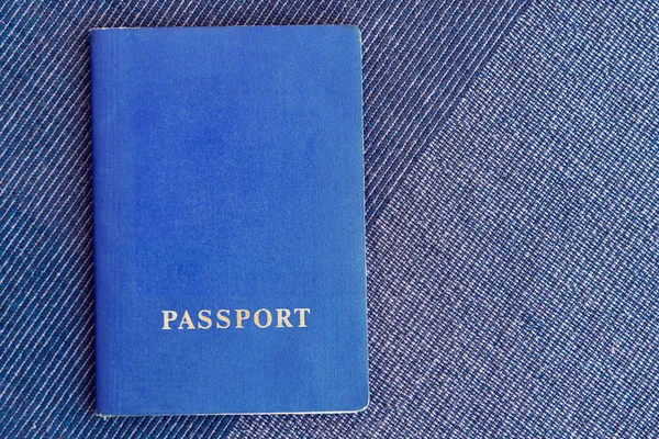 Dois Passaportes Azuis Sobre Fundo Têxtil Azul — Fotografia de Stock