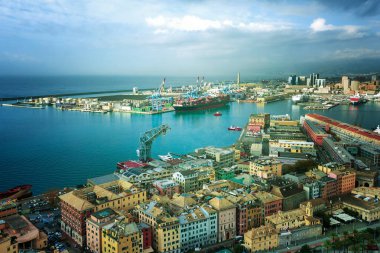 Cenova bağlantı noktası ve çevre üstten görünüm