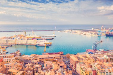 Cenova bağlantı noktası ve çevre üstten görünüm