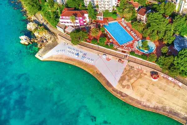 海滨别墅 带泳池 顶层景观 — 图库照片