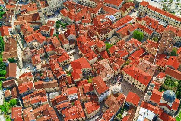 Luchtfoto Van Oude Europese Stad Rode Pannendaken Van Huizen — Stockfoto