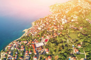 Eski tatil kasabası'nın kıyısında, yukarıdan görüntülemek