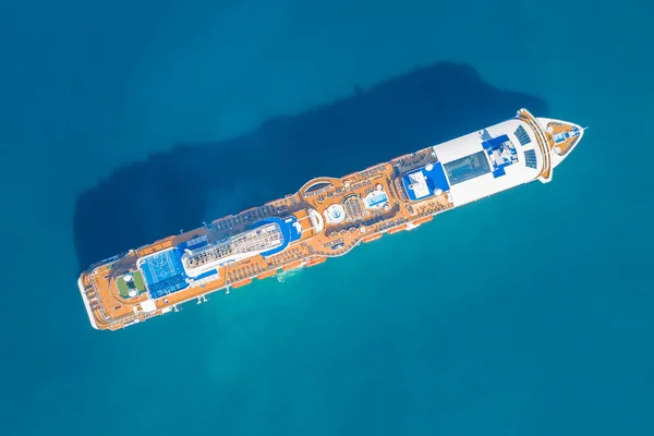 Tourist Ship Top View — Stock Photo, Image