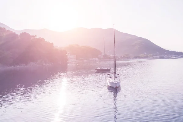 Two Yachts Sunrise — Stock Photo, Image