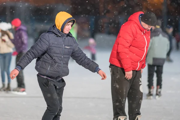 Kazan Rusya Ocak 2017 Buz Pateni Pisti Akşamları Insanlar — Stok fotoğraf