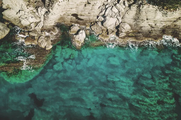 岩石海滨 顶视图 — 图库照片