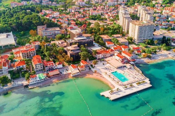 Bella Città Sulla Costa Del Mare Vista Dall Alto — Foto Stock