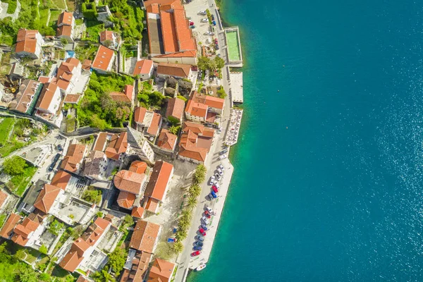 Top View Beautiful City Red Roofs Sea — Stock Photo, Image