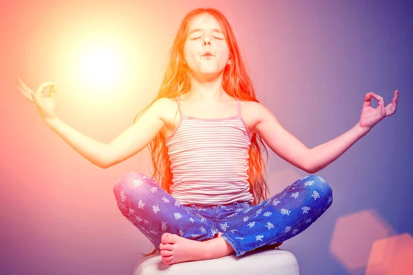 Girl Long Hair Meditating Lotus Pose Sunlight — Stock Photo, Image