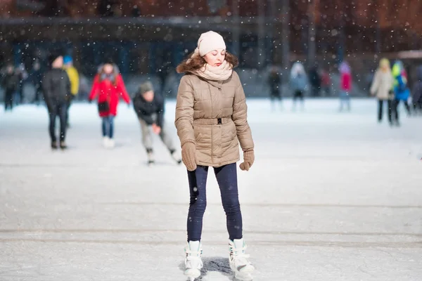 Kazan Russia January 2017 Woman Skating Rink Evening — Stock Photo, Image