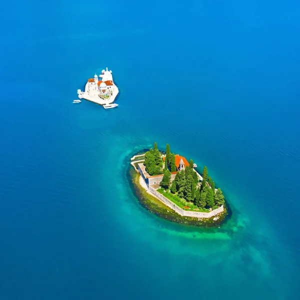 Vue Dessus Île Avec Monastère Une Île Artificielle Dans Mer — Photo