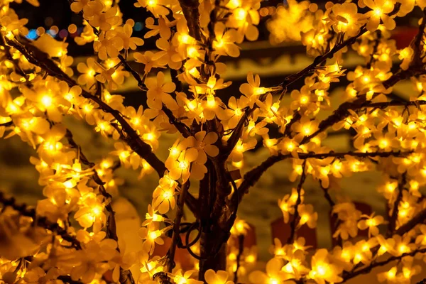 Tree Decorated Lights Shape Flowers — Stock Photo, Image