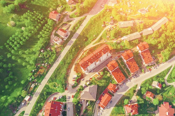 Vista Superior Pequena Cidade Europeia Luz Sol Casas Com Telhados — Fotografia de Stock