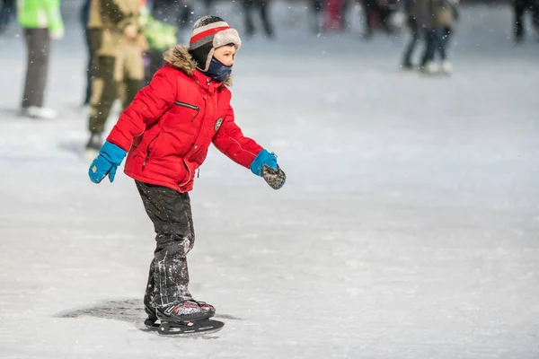 Kazan Russia January 2017 Boy Red Jacket Skating Rink Evening — Stock Photo, Image