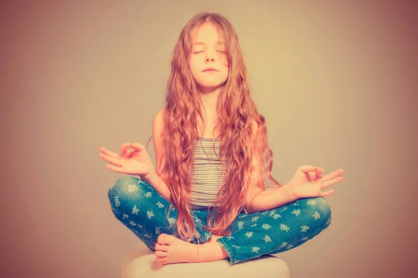 Girl Long Hair Jeans Meditating Lotus Pose Toned — Stock Photo, Image