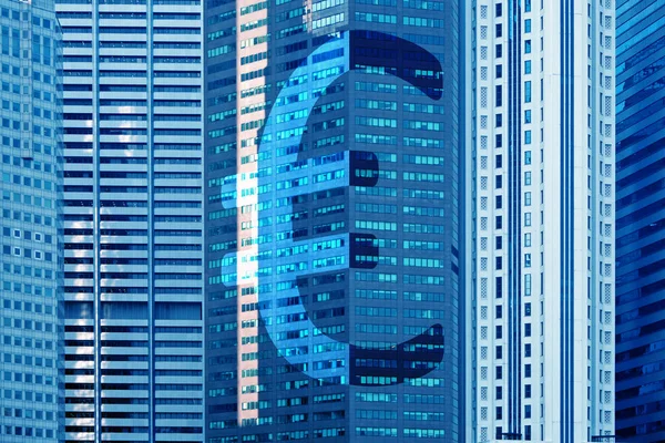 HONG KONG - April 12: Scene of the Victoria Harbour and skyscrapers on April 12, 2014 in Hong Kong. — Stock Photo, Image