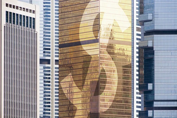 4月12日 2014年4月12日香港のビクトリアハーバーと超高層ビルの様子 — ストック写真