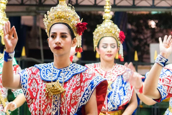 Bangkok, Tayland - 11 Ocak 2018: Taylandlı kızlar — Stok fotoğraf