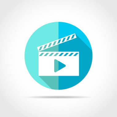 Video düğme düz tasarımı uzun gölge ile oynamak. Vektör çizim. İzole oyun film simgesi