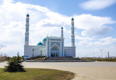 Mimarlık ve şehir anıtlar. Kazakhstan.Karaganda Cumhuriyeti şehir.