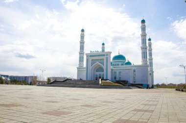 Mimarlık ve şehir anıtlar. Kazakhstan.Karaganda Cumhuriyeti şehir.