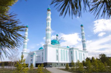 Mimarlık ve şehir anıtlar. Kazakhstan.Karaganda Cumhuriyeti şehir.