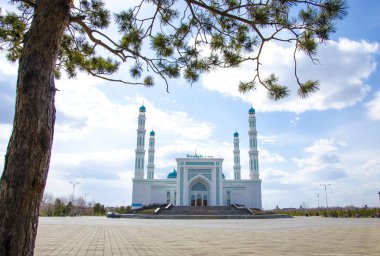 Mimarlık ve şehir anıtlar. Kazakhstan.Karaganda Cumhuriyeti şehir.