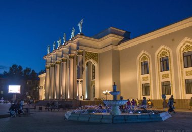 Mimarlık ve şehir anıtlar. Kazakhstan.Karaganda Cumhuriyeti şehir.