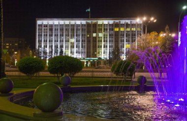 Mimarlık ve şehir anıtlar. Kazakistan Cumhuriyeti.