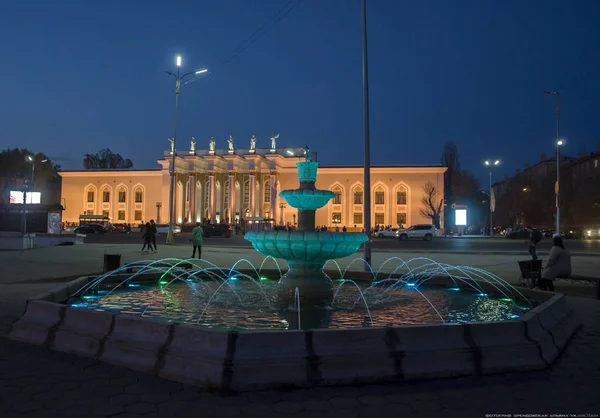 Arquitectura Monumentos Ciudad República Kazajstán Karaganda Ciudad —  Fotos de Stock