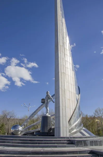 Arquitectura Monumentos Ciudad República Kazajstán Karaganda Ciudad Imagen de stock