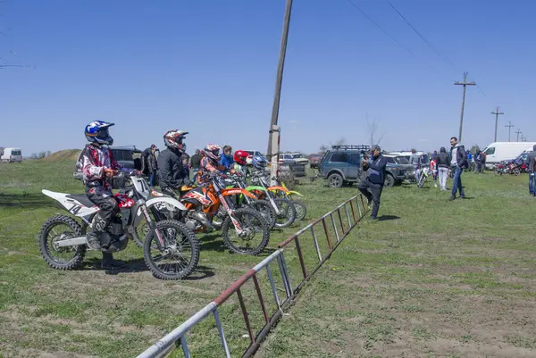 Διαγωνισμός Motocross Στην Novodolynka 2017 Χρόνια Πόλη Της Καραγάνδας Καζακστάν — Φωτογραφία Αρχείου